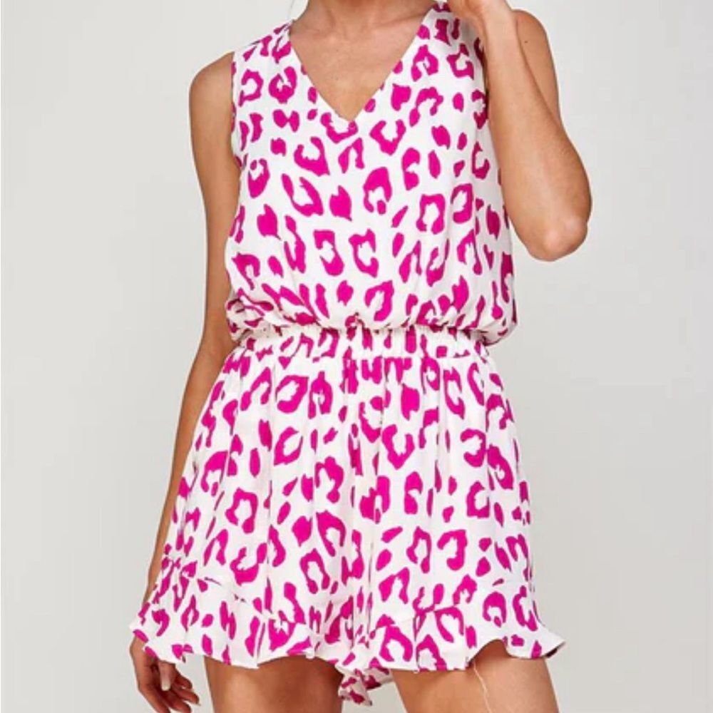 Caramela Vanessa Romper Large Pink Leopard Print Lined Shorts Pockets Sleeveless